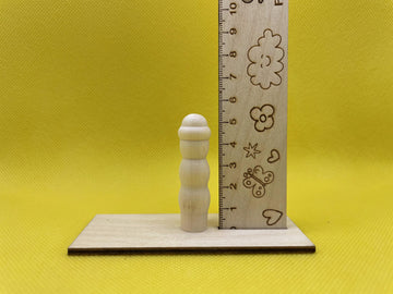 Female Curved Peg Doll - 5.5cm