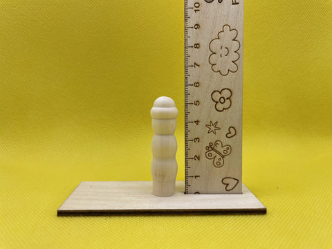 Female Curved Peg Doll - 5.5cm